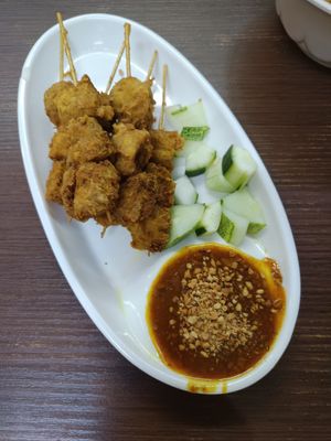 Satay 6 sticks $8 very good at Yi Xin Vegetarian 一心素食 in Central Singapore
