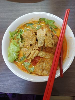 Laksa yummy coconutty and 😋 at Yi Xin Vegetarian 一心素食 in Central Singapore
