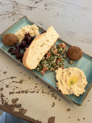 Mezze Teller klein  at Bellevue di Monaco in Munich