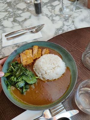 Red curry at Wulf & Lamb Chelsea in London