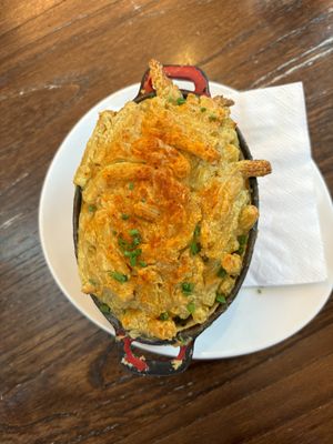 Dry and not great Mac & cheese (but the nachos, not pictures, were much worse)   at Wulf & Lamb Chelsea in London