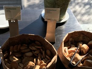 Lactose-free oat cookies and cinnamon rolls at Scandic Simonkenttä in Helsinki