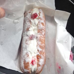 Cream bun at La Panella in Preston