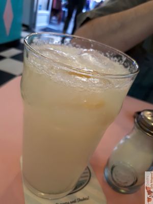 Fabulous "Citronade" at HD Diner - Chatelet in Paris