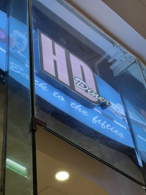 Front  at HD Diner in Puteaux