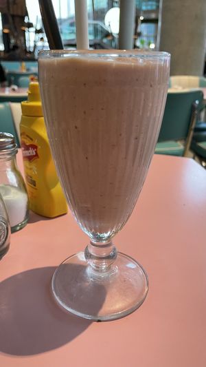   at HD Diner in Puteaux