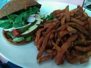 Le Las Vegan at HD Diner in Puteaux