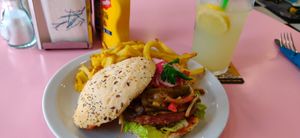 "Last Vegan" burger at HD Diner - Gare de l'est in Paris