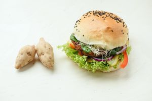 vegan burger at Krowarzywa in Wroclaw