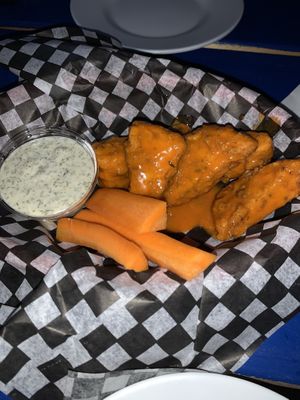 Buffalo wings and dill ranch at The Hogtown Vegan in Toronto