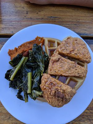 Chick'n and waffles at The Hogtown Vegan in Toronto