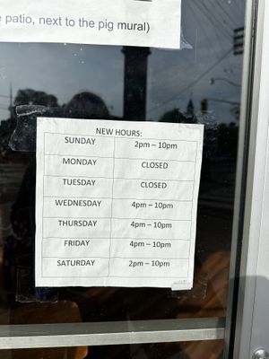 New opening hours  at The Hogtown Vegan in Toronto