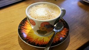 Vegan cappucino with almond milk at Bagels & Beans in Venlo