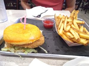 Chick'n sandwich was kind of soggy. Fries nothing to write home about. It's decent, but I think there are better choices in the area  at Flippin' Good in Las Vegas