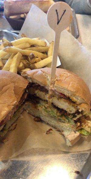 Chken sandwich  at Flippin' Good in Las Vegas