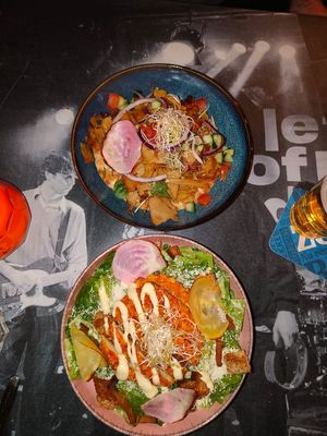 Ceaser salad en pita doner  at Backstage Vegan Kitchen in Rotterdam