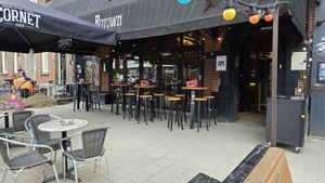 Front, outdoor seating at Backstage Vegan Kitchen in Rotterdam