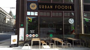 Urban Foodie at UF Poke Bar - Großer Burstah in Hamburg