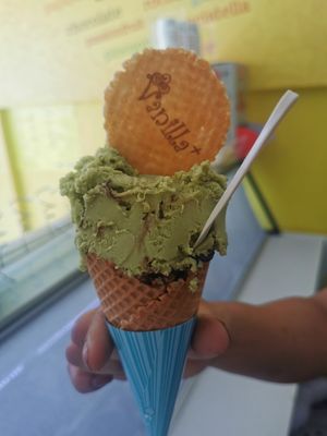 Pistache and choco. Vegan sugarfree at Vanilla Plus Gelateria Artigianale in Gozo