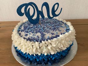 Birthday cake at 280 Bakes in Bristol