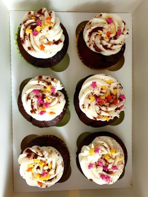 Chocolate cupcakes at 280 Bakes in Bristol