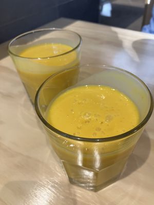 Lassi à la mangue   at Hindusthali in Montreal