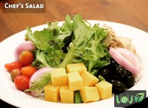 Garden Fresh Mixed greens, cherry tomatoes, black olives, cucumber, red onions, vegan pepperoni, vegan ham and  Cheddar Cheese. Seven different salad dressings to choose from. at The VOV in Negombo