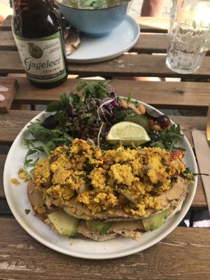 toast with ‘eggs' at Life Bar in Leuven