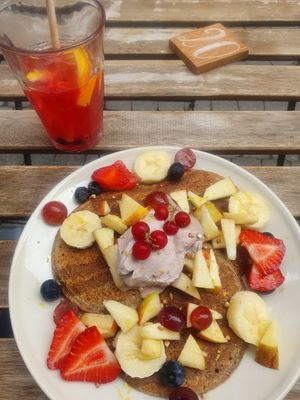 Zaaaalig!!!!!! at Life Bar in Leuven