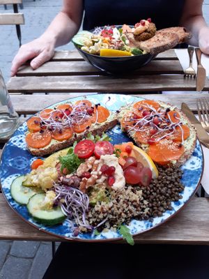 Carrot “lox” on toast  at Life Bar in Leuven