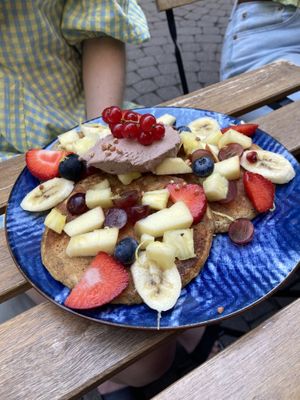 Pancakes with fruit  at Life Bar in Leuven
