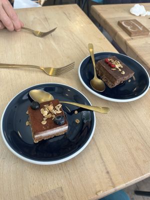 raw cakes  at Life Bar in Leuven