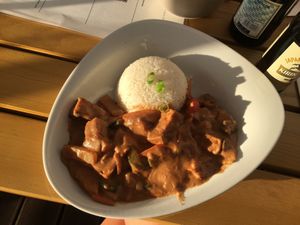 Erdnuss Kokos Curry  at HQ Wok in Muehldorf