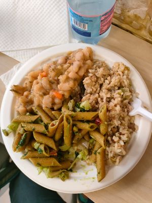 Tris di primi (€6,50): pasta e fagioli, pennette con verdure, riso e funghi  at Officina Vegana in Naples