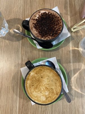 B hot chocolate F dirty chai  at SoulPod Foods in Croydon