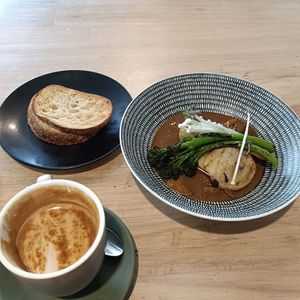 Mushroom stroganoff with bread instead of rice at SoulPod Foods in Croydon