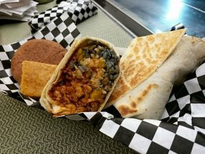 Mondo Burrito at Edd's CookHouse - Food Truck in Taichung