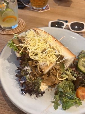 montmartre  at Fryends in Brno