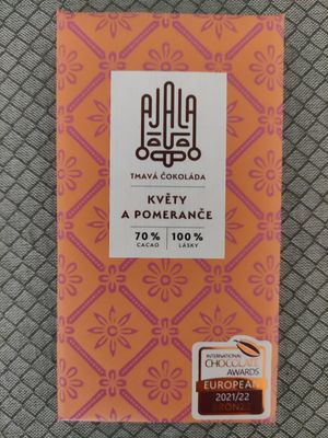 Ajala chocolate bar with orange and flowers at Fryends in Brno
