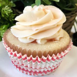 Raspberry Rosewater Cupcakes at HaleLife Bistro & Bakery in St Petersburg