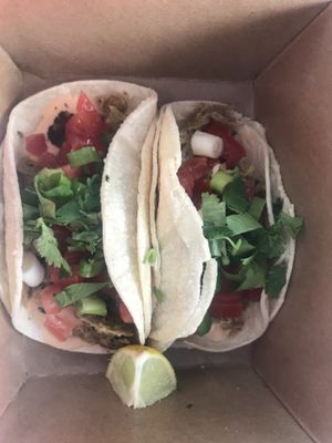 Seitan tacos at Wrappin & Rollin in Roseburg