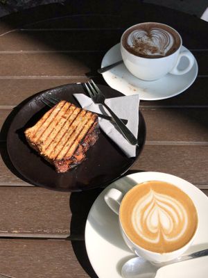 Gegrilltes Bananenbrot  at Wagners Juicery & Health Food in Munich