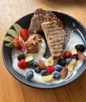 Surfer‘s Banana Bread   at Wagners Juicery & Health Food in Munich