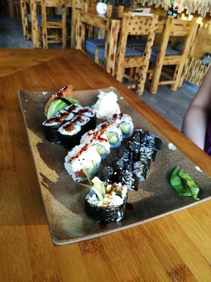 Sushi Vegan Menü at Mom's Creation - Alt Treptow in Berlin