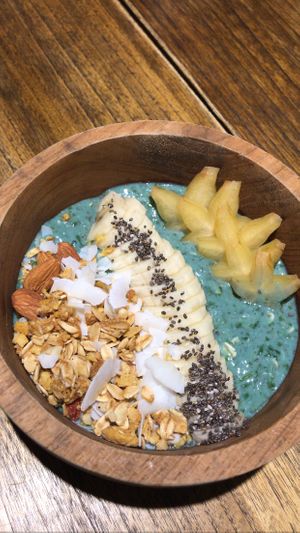 green smoothie bowl at Burgreens - Pacific Place Mall in Jakarta
