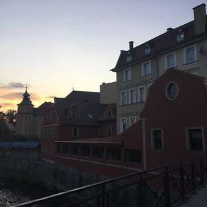 Od przystanku PKS, przez żelazny most i jesteśmy at Nota Bene Restauracja in Klodzko