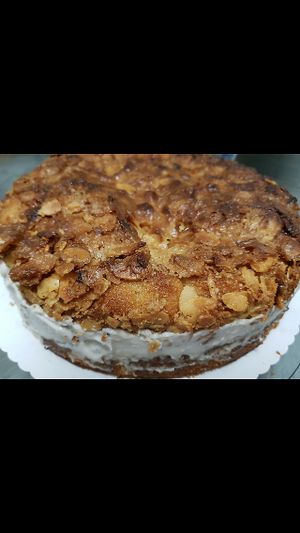 Bienenstich at Cafe Chez Rani in Augsburg