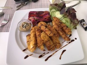 Pastinakensticks mit bunter Sülze und Auberginencreme - sehr empfehlenswert! at Cafe Chez Rani in Augsburg
