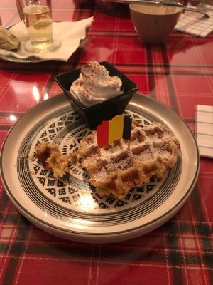 Waffle at Charlotte's by De Brugsche Tafel in Bruges