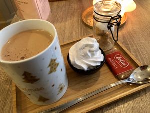 Hot chocolate with whipped cream at Charlotte's by De Brugsche Tafel in Bruges